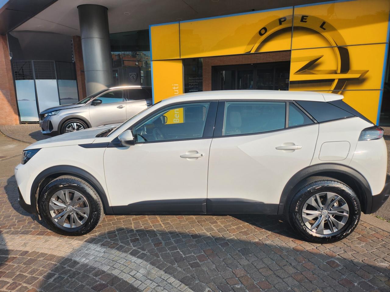 Peugeot 2008 BlueHDi 110 S&S Allure Pack
