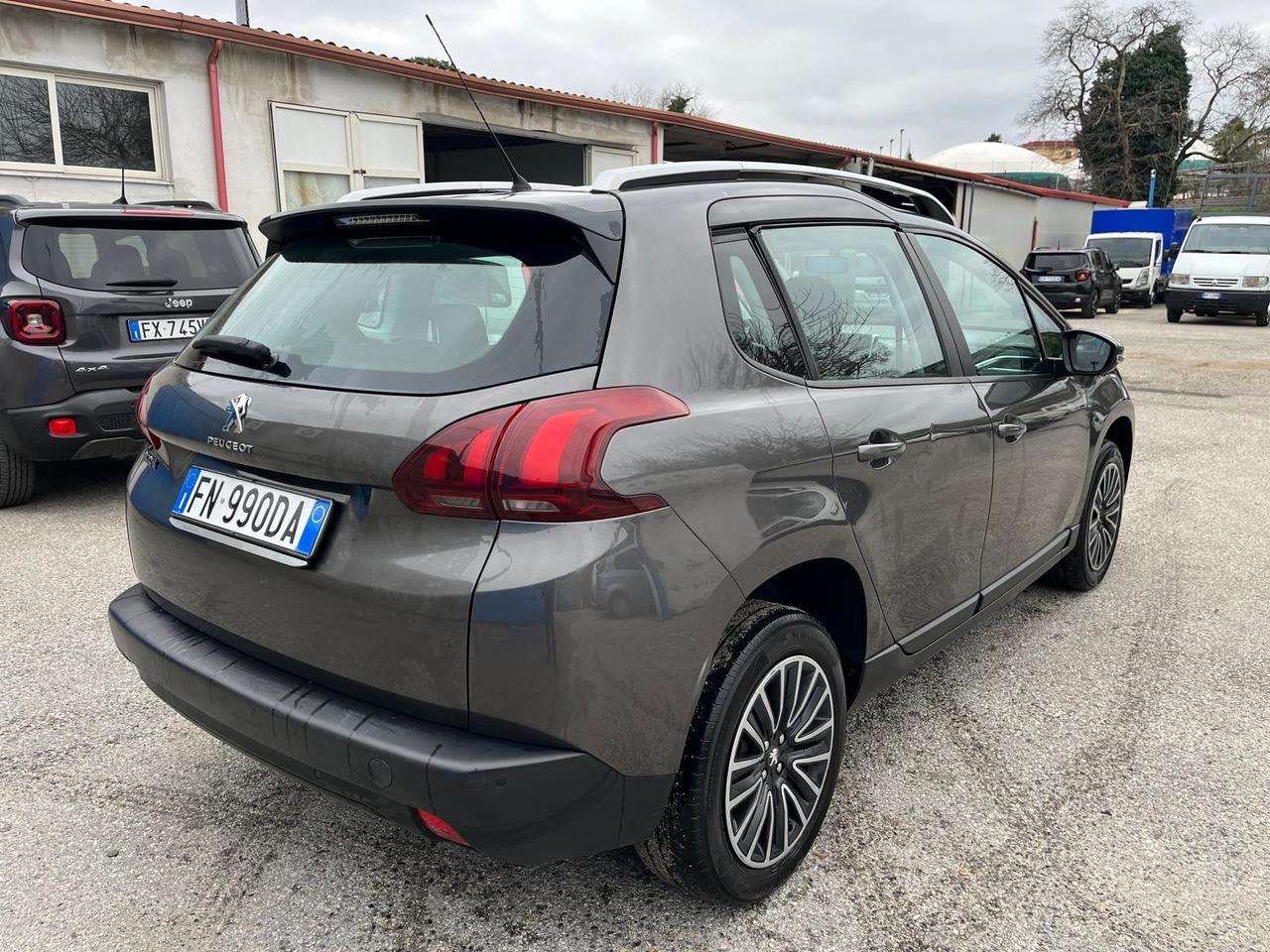 Peugeot 2008-1.6 blue hdi-full-2018