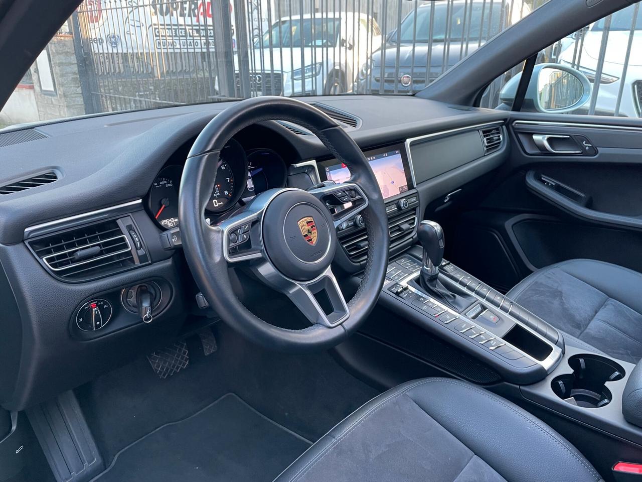 PORSCHE Macan 2.0 245CV Auto AWD - 2021