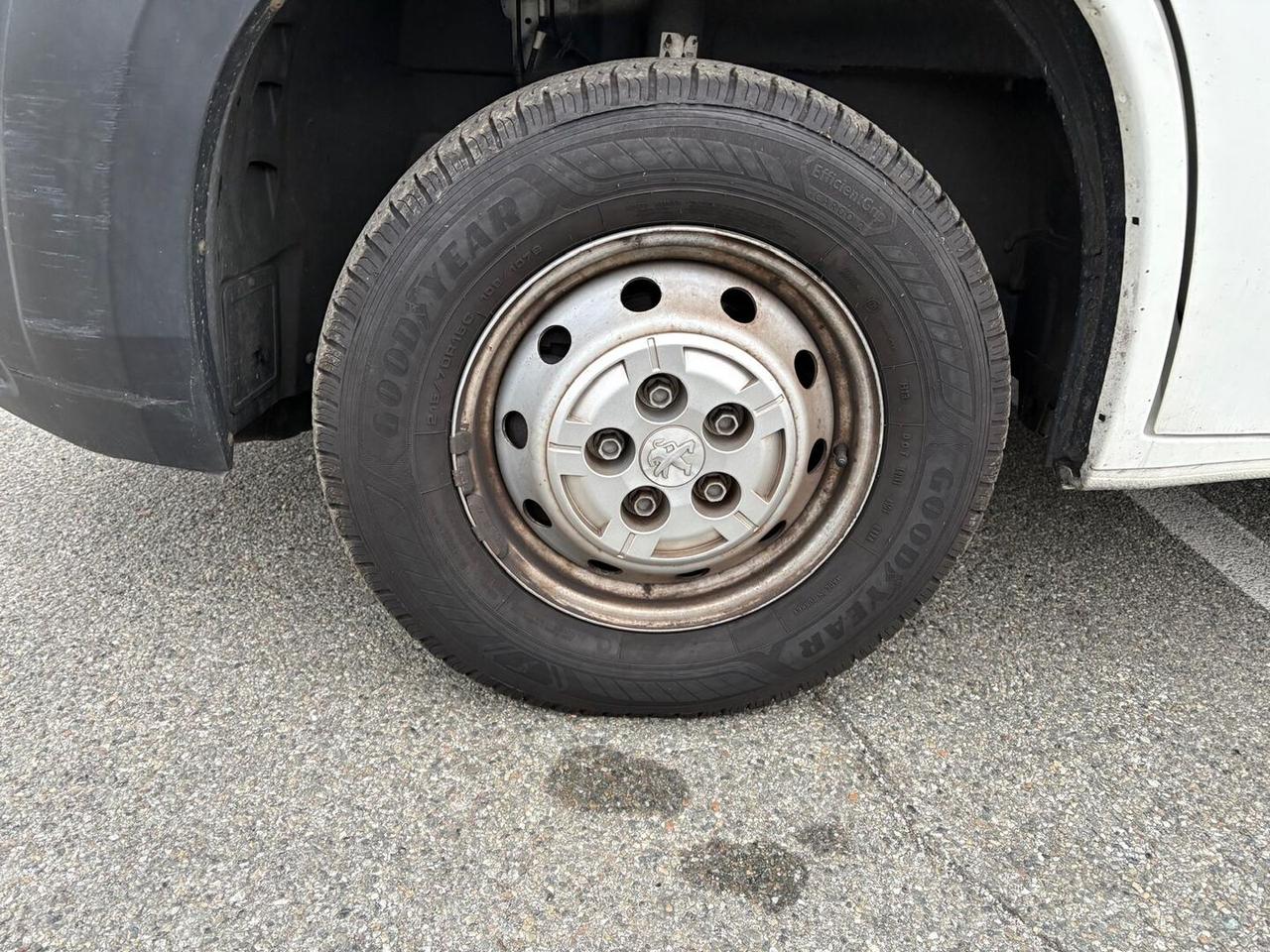 Peugeot Boxer III (II 2011) 335 2.2 bluehdi 140cv S&S L3H2