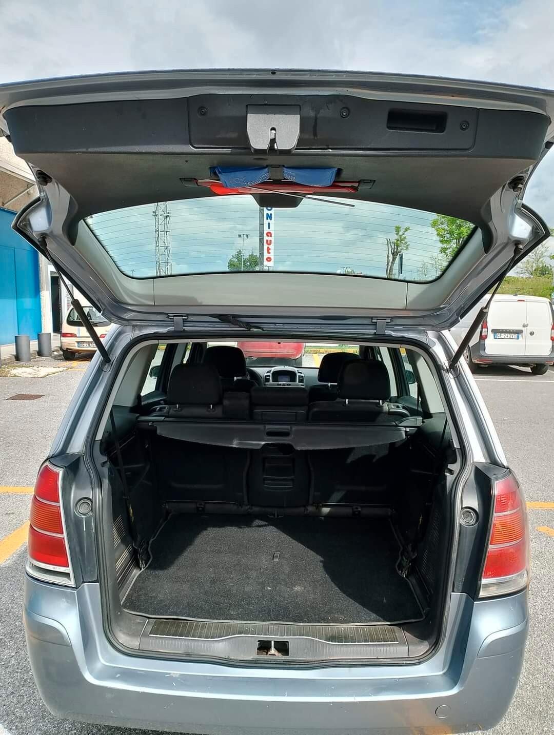 Opel Zafira 1.6 16V ecoM 94CV Cosmo