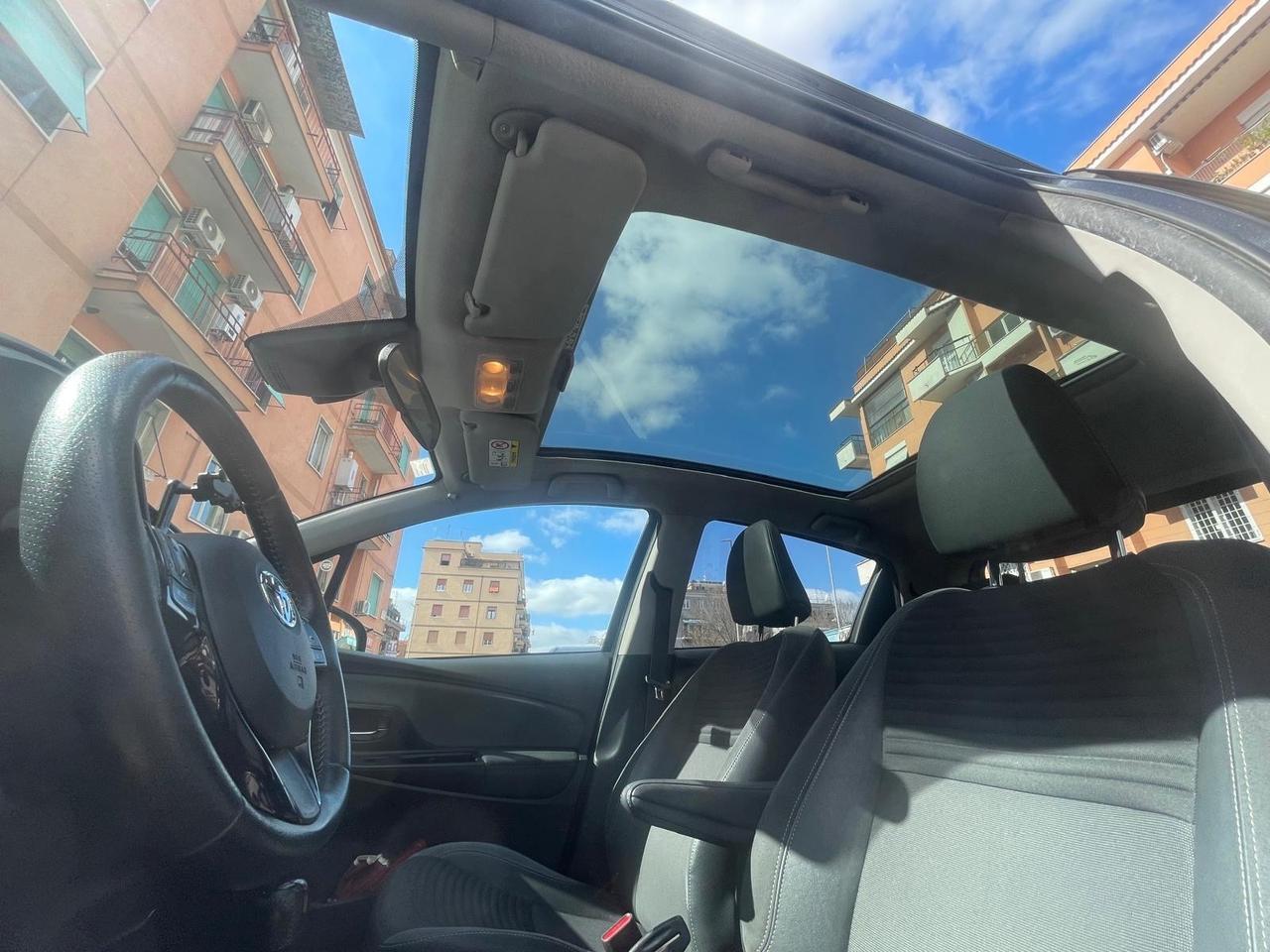 Toyota Yaris Trend red edition full optional