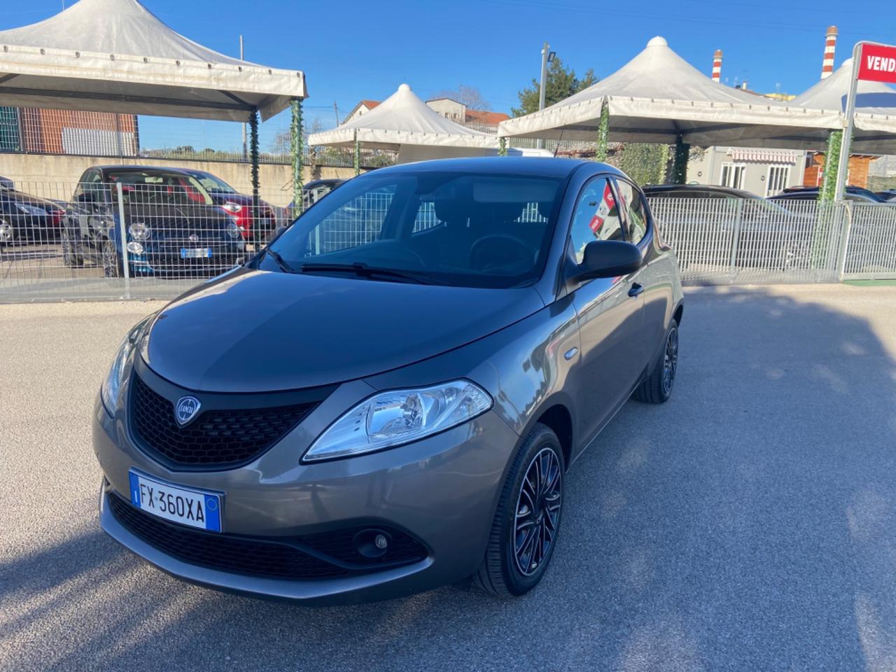 Lancia Ypsilon 1.2 GPL Elefant. Blu nuova garanzia