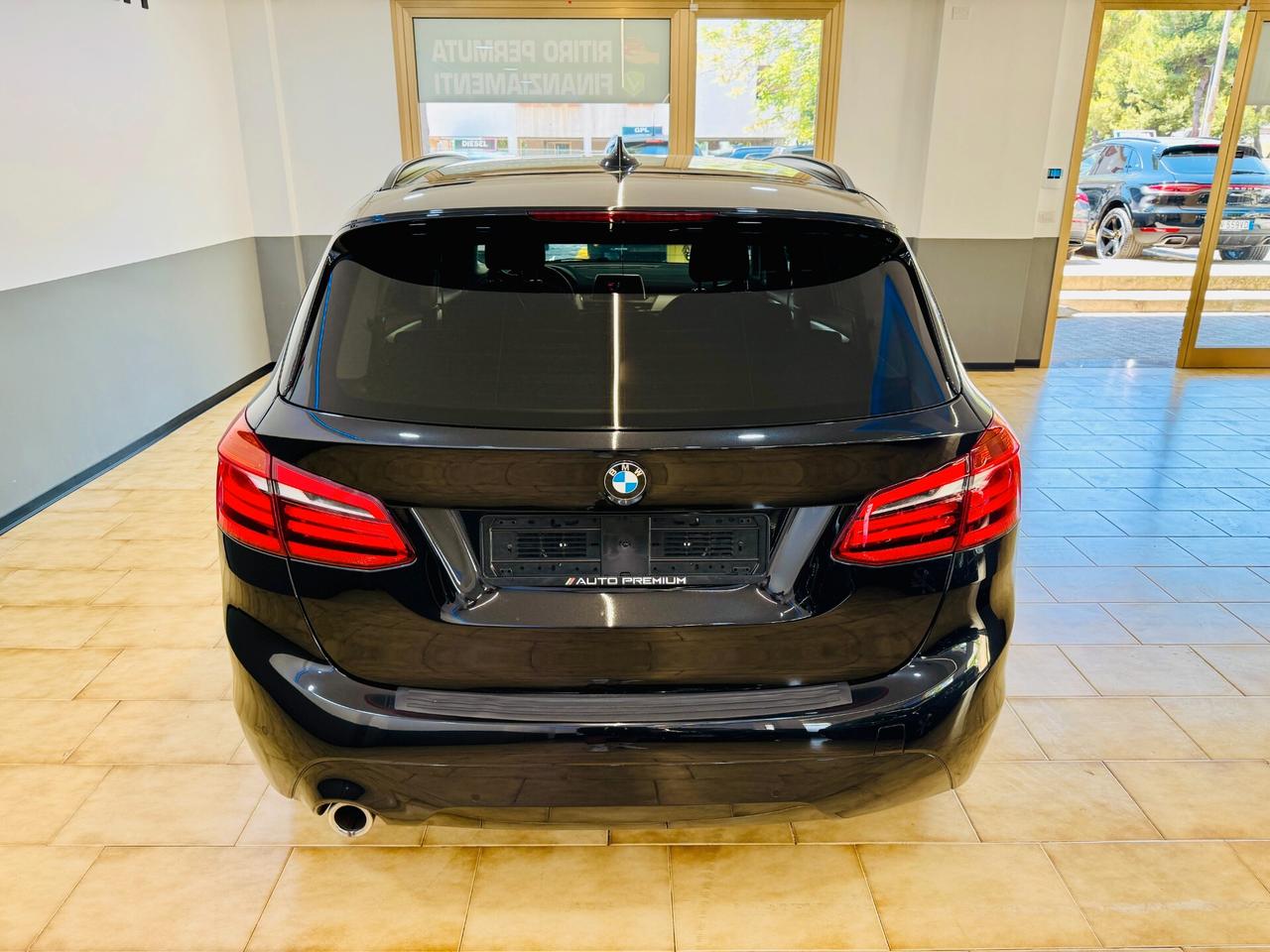 BMW 216d Active Tourer Sport - LED