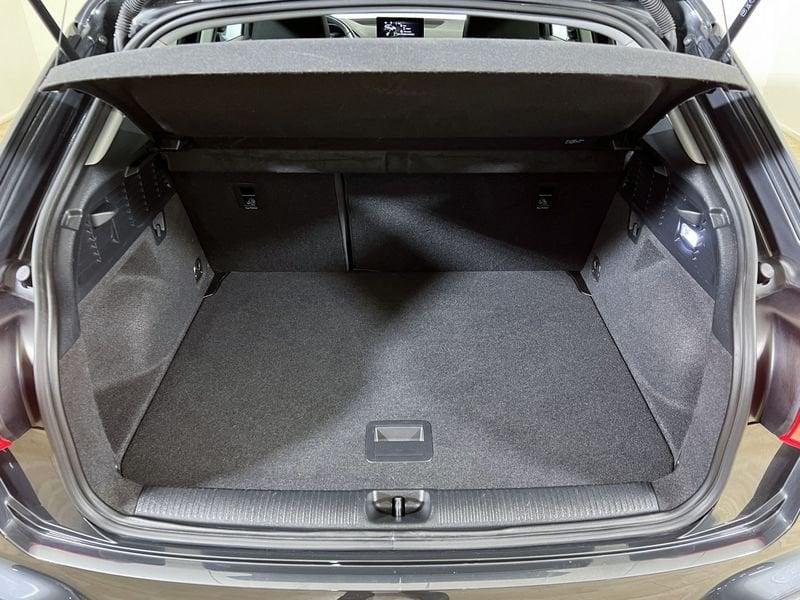 Audi Q2 Q2 35 TFSI Business Advanced