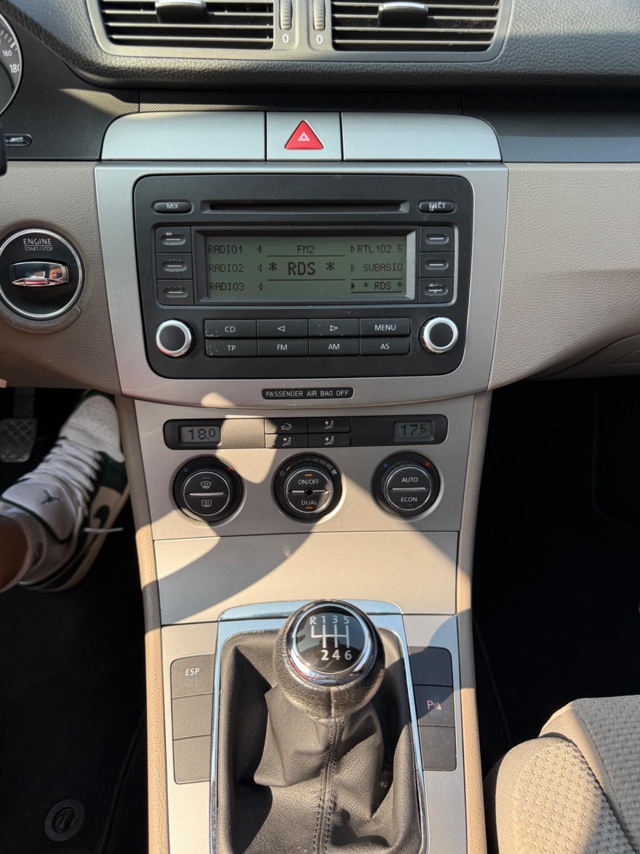 Volkswagen Passat Highline 2.0 TDi 140cv UnicoPropr