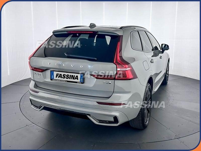 Volvo XC60 Recharge T6 Plug-in AWD autom. Plus Dark