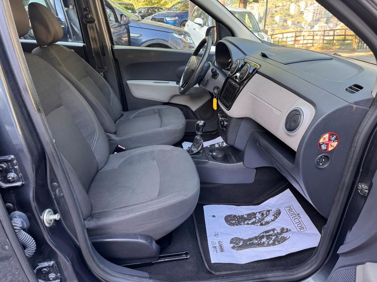 Dacia Lodgy 1.5 dCi 110CV 7 posti LAUREATE GARANZIA 1 ANNO