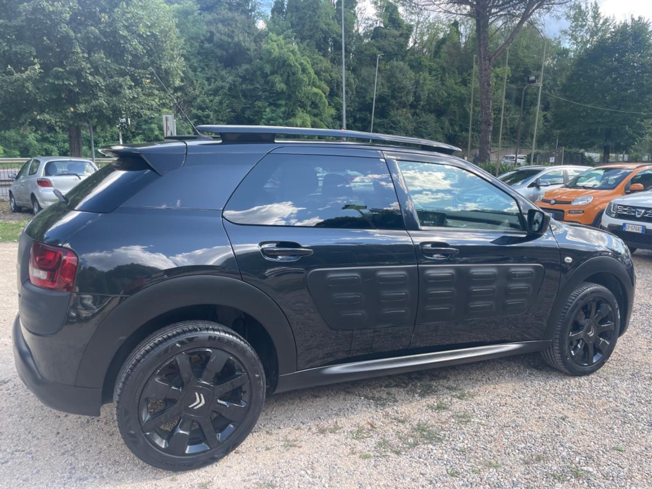 Citroen C4 Cactus PureTech 82 Shine