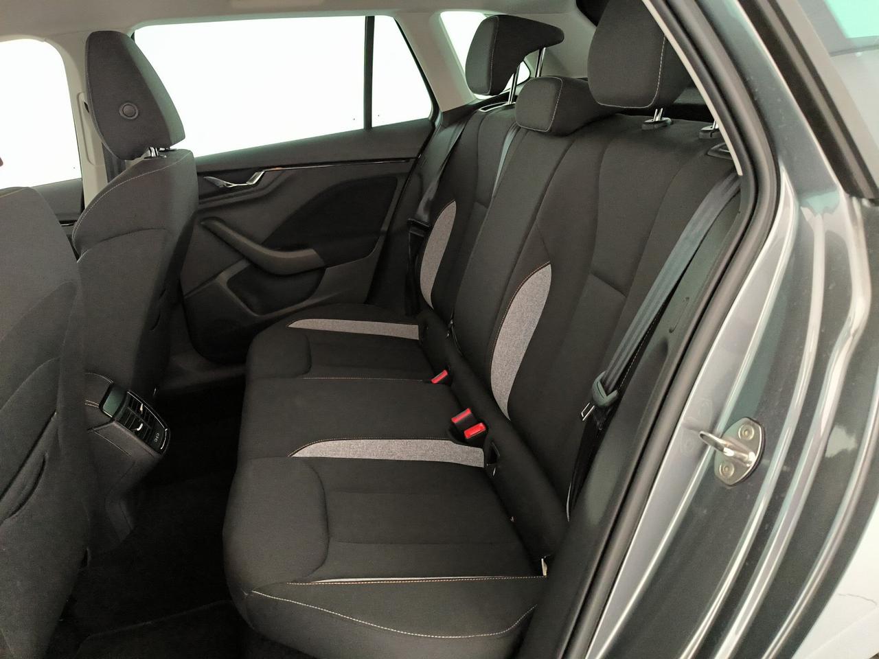 Skoda Kamiq 1.0 tsi style 115cv