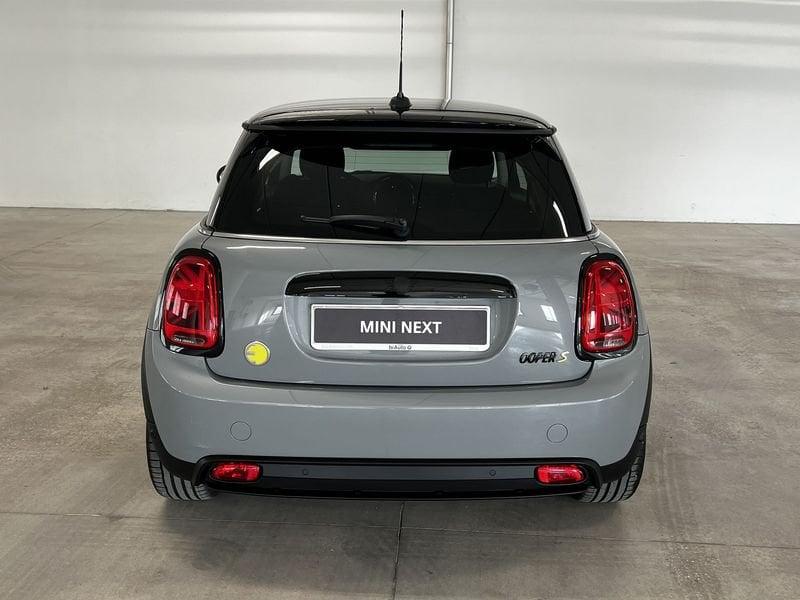 MINI Mini Full Electric Mini F56 2021 Full Electric Mini 3p Cooper SE Classic auto