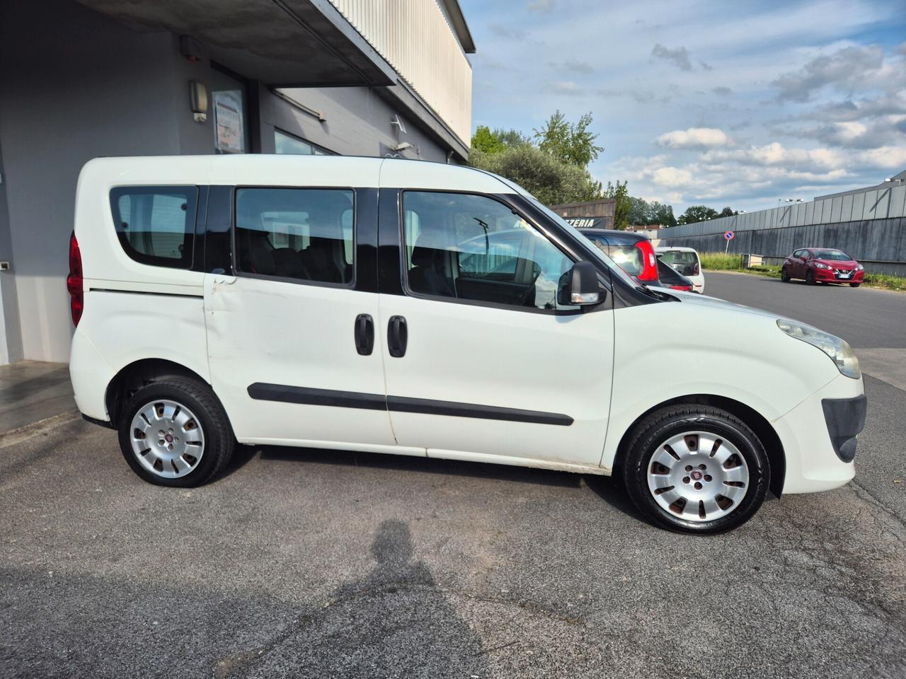 Fiat Doblo Doblò 1.4 16V Active 7 posti