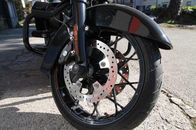 HARLEY-DAVIDSON FLHX Street Glide FLHXS 114 Special Custom