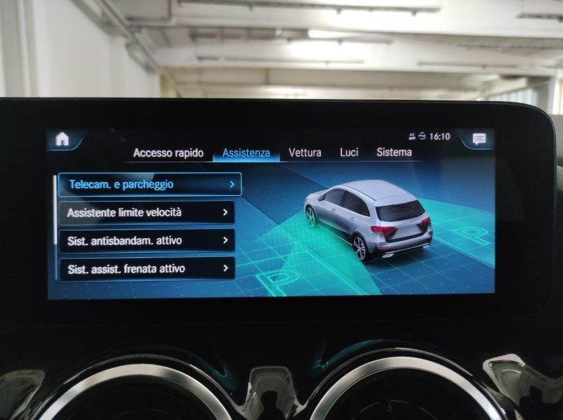 Mercedes-Benz Classe B (W247) - B 180 Automatic Business Extra