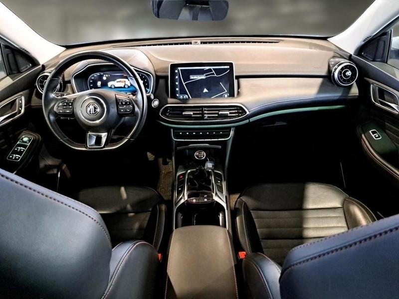 MG HS 1.5T MT 2WD
