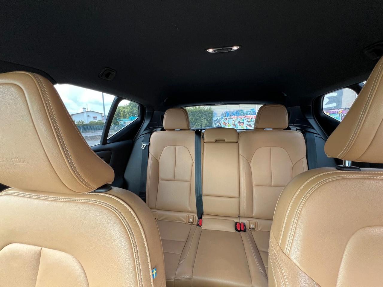 Volvo XC40 D3 Inscription * AUTOCARRO N1