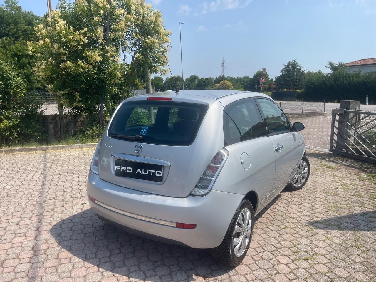 Lancia Ypsilon 1.4 Platino Ecochic GPL