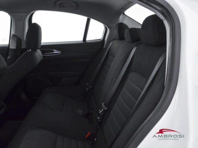 ALFA ROMEO Giulia 2.2 Turbodiesel 150 CV auto - PER OPERATORI DEL SE