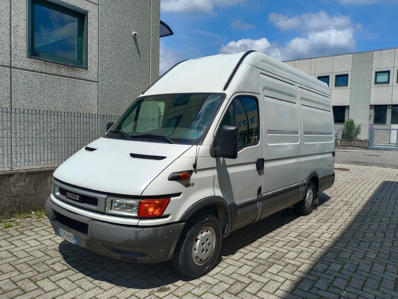 Iveco Daily 35S11 Passo medio Tetto alto*Aux*Usb*Tagliando