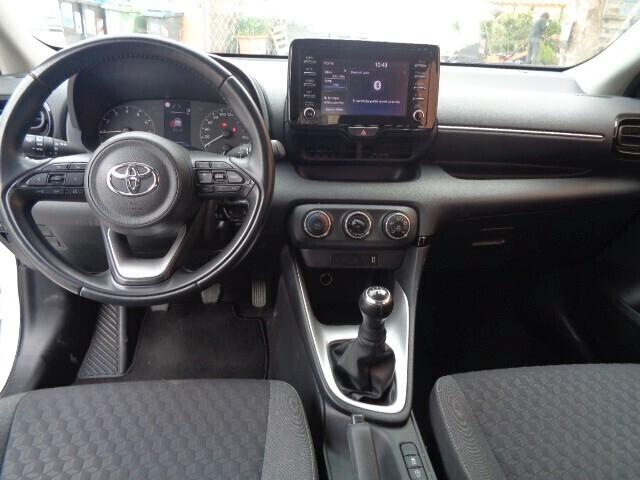 Toyota Yaris 1.0 5 porte Active NO VINCOLO FINANZIAMENTO LEGGERE NOTE
