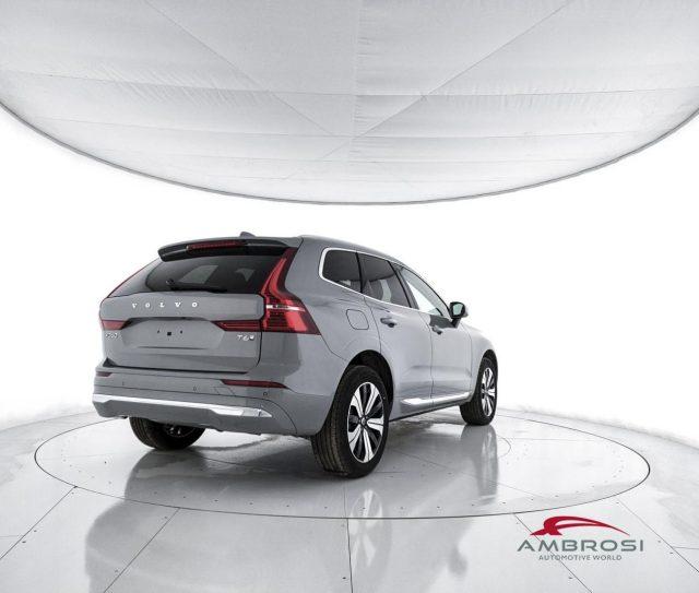 VOLVO XC60 T6 AWD Plug-in hybrid Elettrica/Benzina Core Brigh