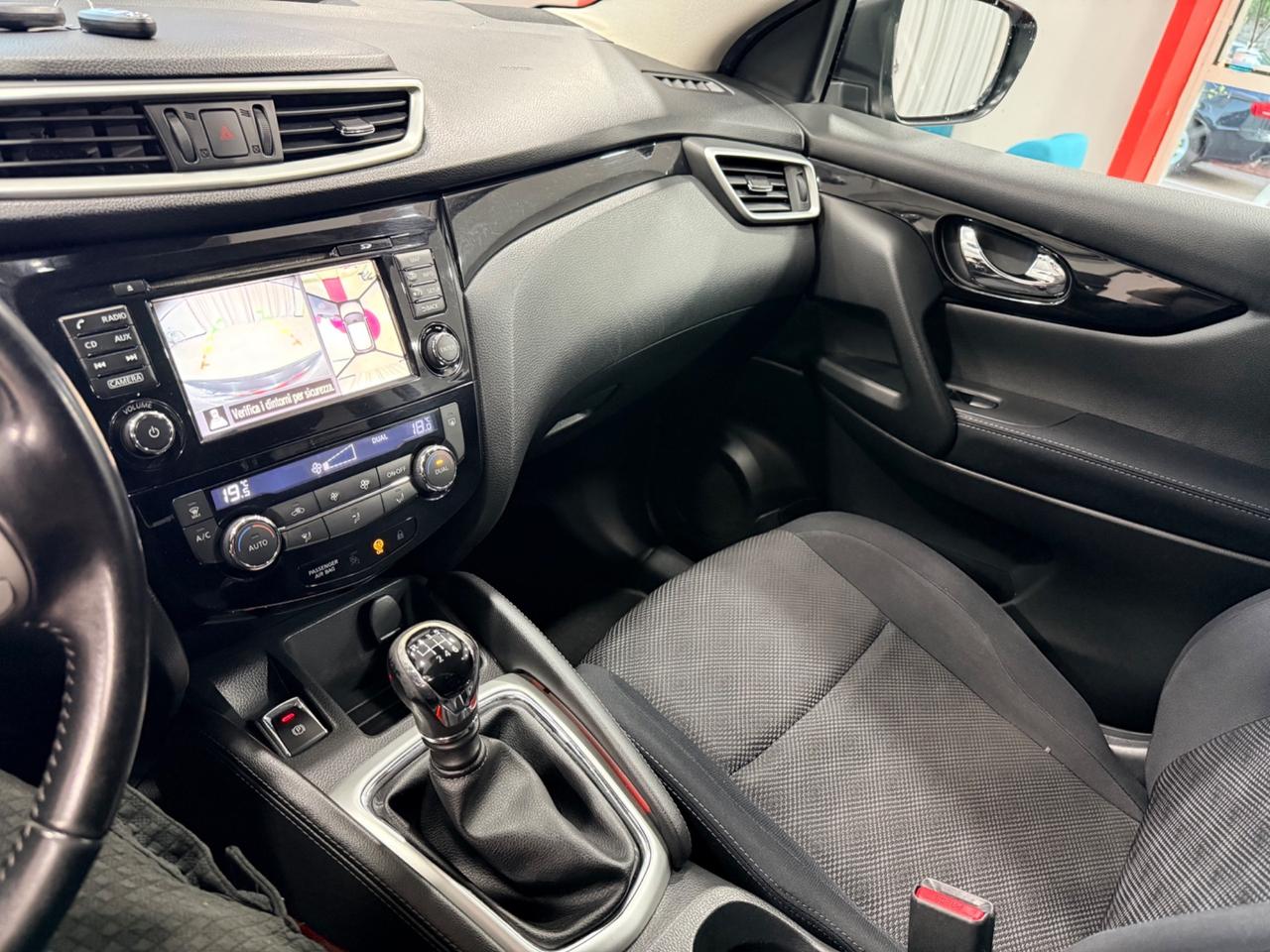 Nissan Qashqai 1.6 dCi 2WD Tekna 131cv OK NEOPATENTATI