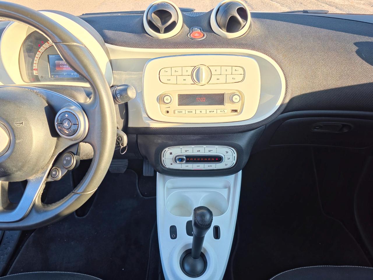 Smart ForTwo 70 1.0 twinamic Prime 2016-E6 Automatico NEO