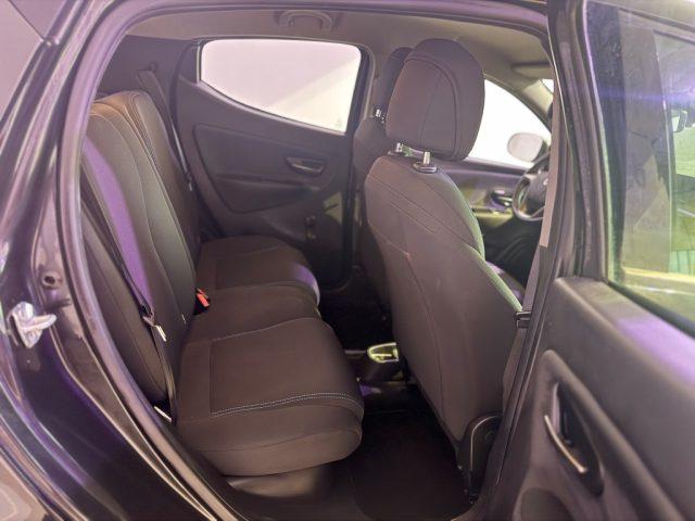 LANCIA Ypsilon 0.9 TwinAir 85 CV 5 porte Metano Ecochic Elefantin