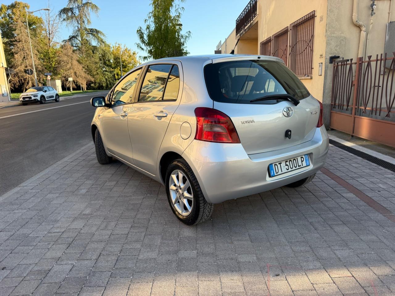 Toyota Yaris 1.3 5 porte M-MT Sol