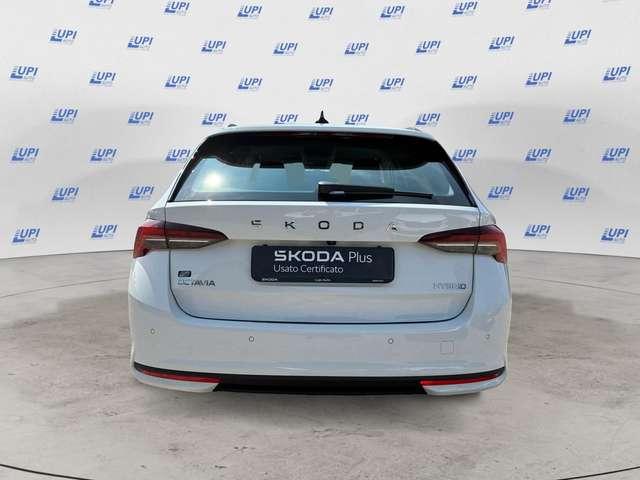 Skoda Octavia Octavia Wagon 1.5 tsi mhev Executive 115cv dsg