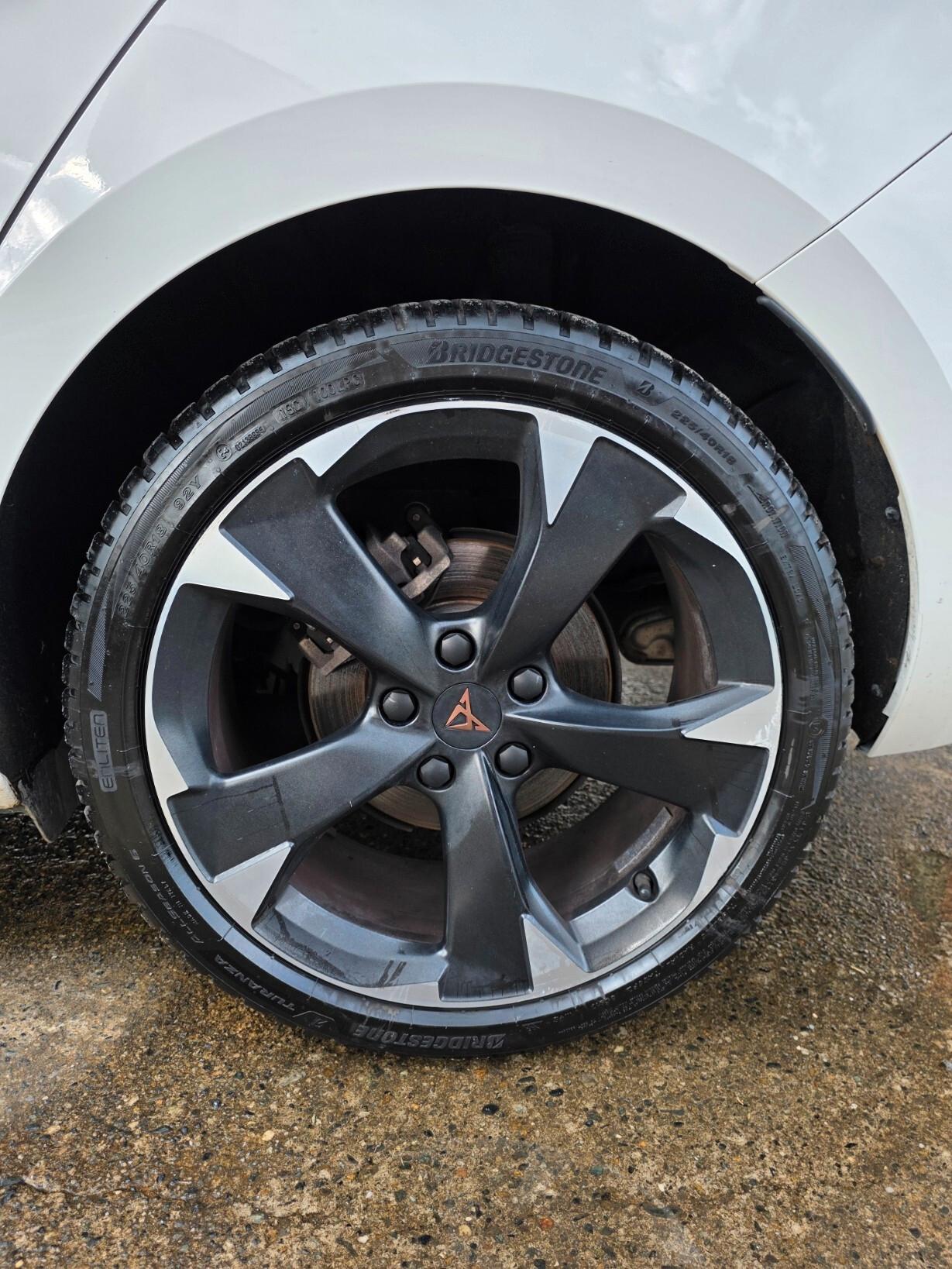 Cupra Leon 1.5 Hybrid 150 CV DSG
