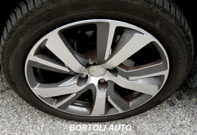 PEUGEOT 2008 1.6 BlueHDi 120cv ALLURE FULL OPTIONAL