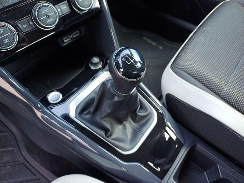 Volkswagen T-Roc 1.5 tsi Advanced