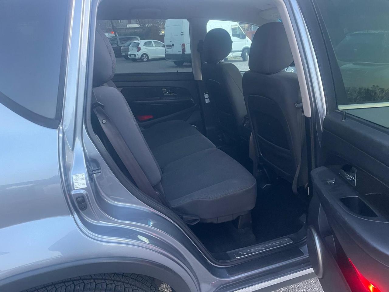 Ssangyong Rexton W 2.0 Xdi 4x4 2013