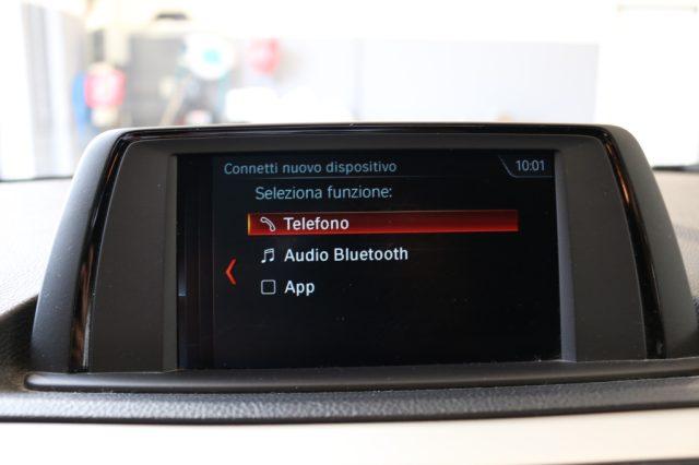 BMW 118 i 5p. Advantage