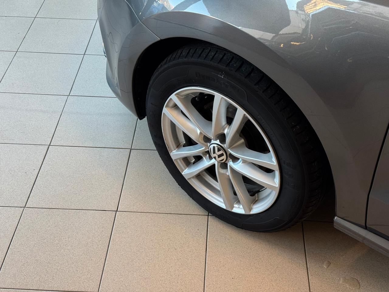 VOLKSWAGEN POLO 1.4cc TDI 90CV 5p. NEOPATENTATI