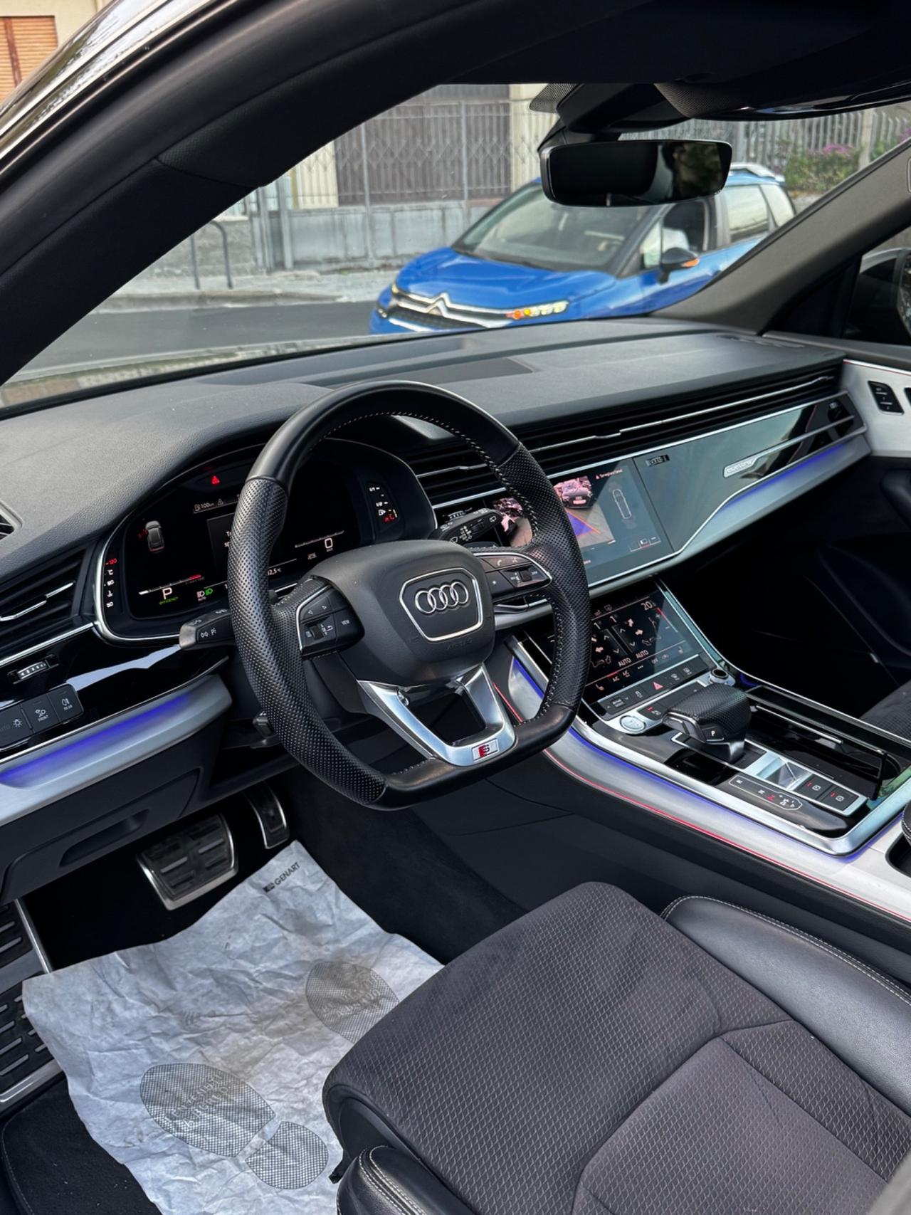 Audi Q8 50 TDI 286 CV quattro tiptronic S-Line Tetto