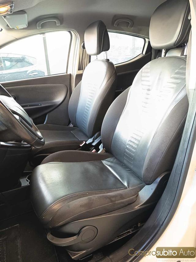 LANCIA Ypsilon 1.3 MJT 75 CV Platino