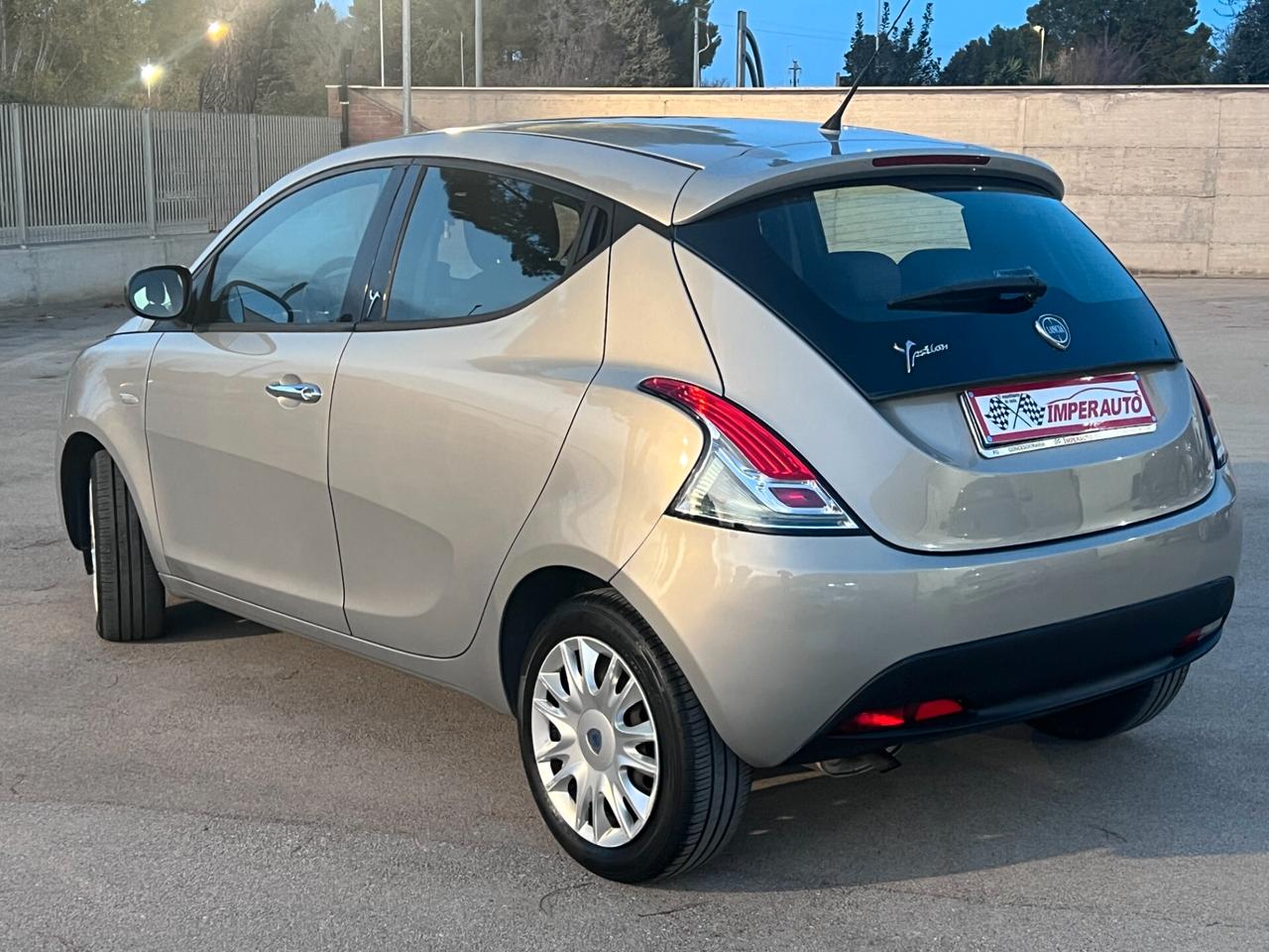 Lancia Ypsilon 1.2 69Cv Gold 1PROPRIETARIO GARANZIA