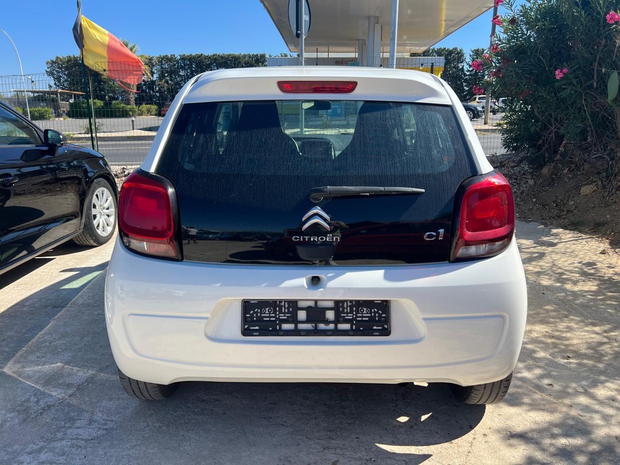 Citroen C1 PureTech 82 5 porte Shine