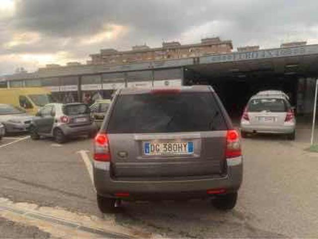 LAND ROVER Freelander 2.2 TD4 S.W. SE TUTTA TAGLIANDATA LAND ROVER ROMA