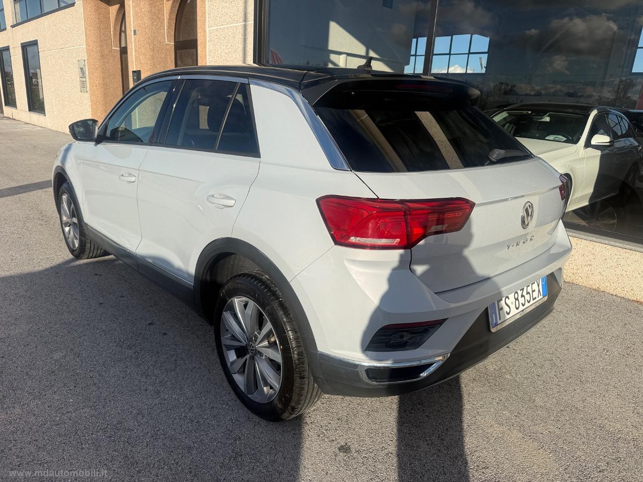 VOLKSWAGEN T-Roc 1.0 TSI 115CV Advanced BMT VIRTUAL LED STUPENDA