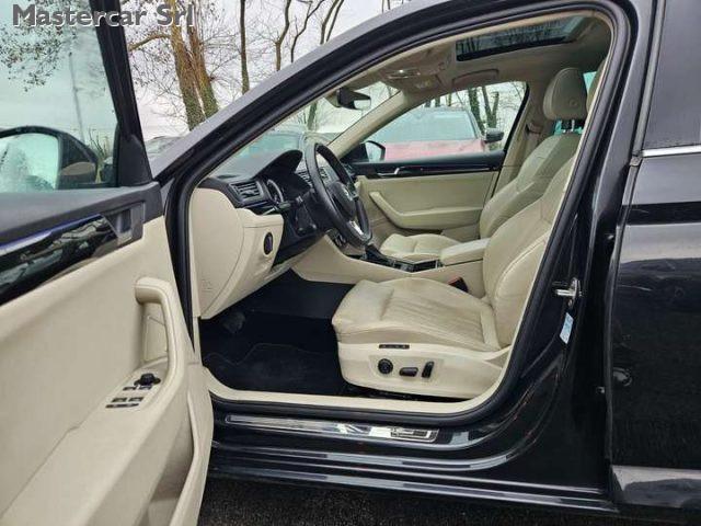 SKODA Superb Superb 2.0 tdi Laurin & Klement 140kw L&K FS611TR