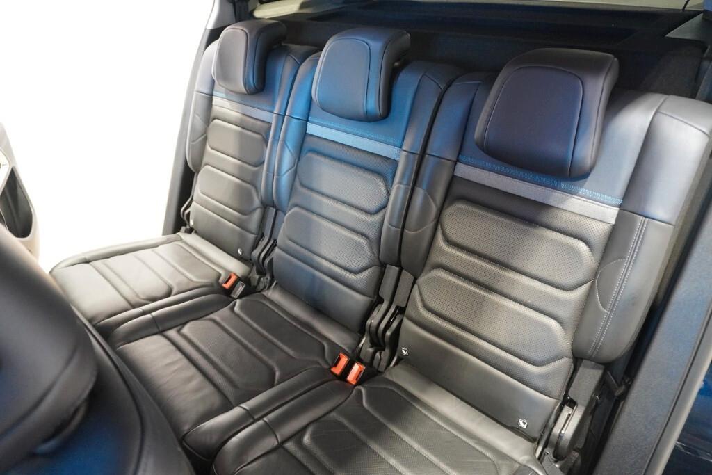CITROEN C5 AIRCROSS 1.5 BLUEHDI 130CV EAT8 SHINE PACK ( FARI LED - TETTO PANORAMICO APR. - COCKPIT - ADAPTIVE CRUISE - PELLE - NAVI - MIRROR - PDC - TELECAMERA ANTPOST. - CERCHI 19 )