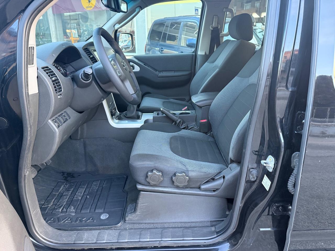 Nissan Navara 2.5 dCi 190CV Manuale Platinium