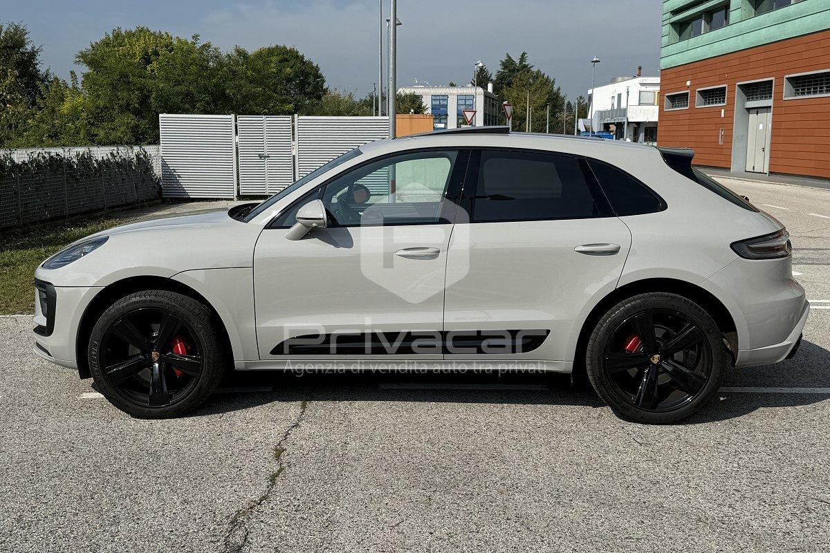 PORSCHE Macan 2.0