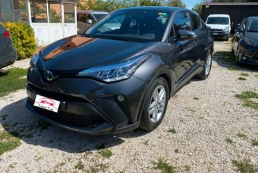 Toyota C-HR 1.8 Benz/Ibrida OK Neopatentato