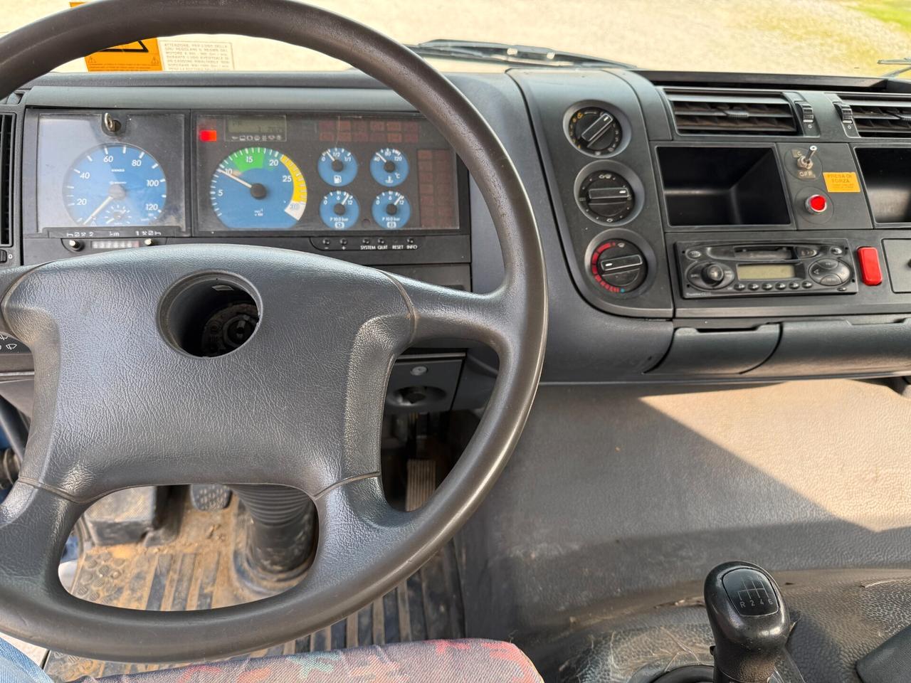 Mercedes Benz Atego 1523 Cassone + Gru Cormach 8700