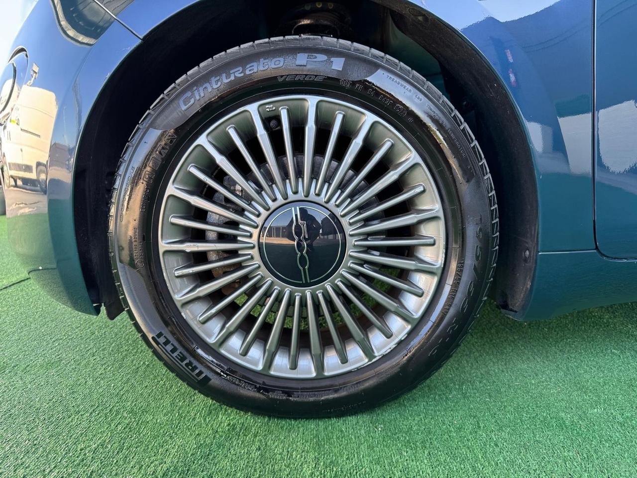 Fiat 500 Elettrica led cruis 2020