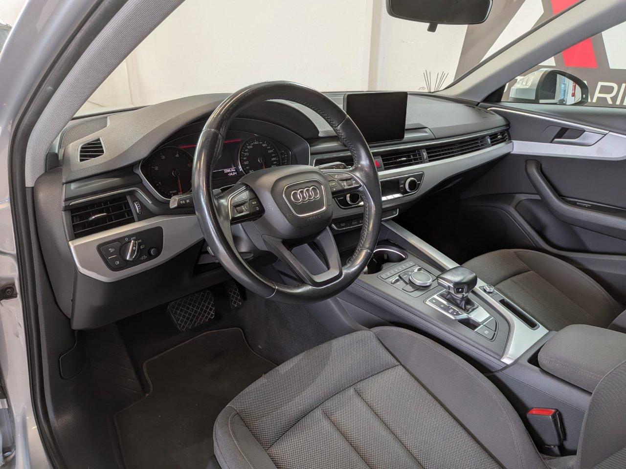 Audi A4 Avant 35 2.0 tdi Bus Sport 150cv s-tronic